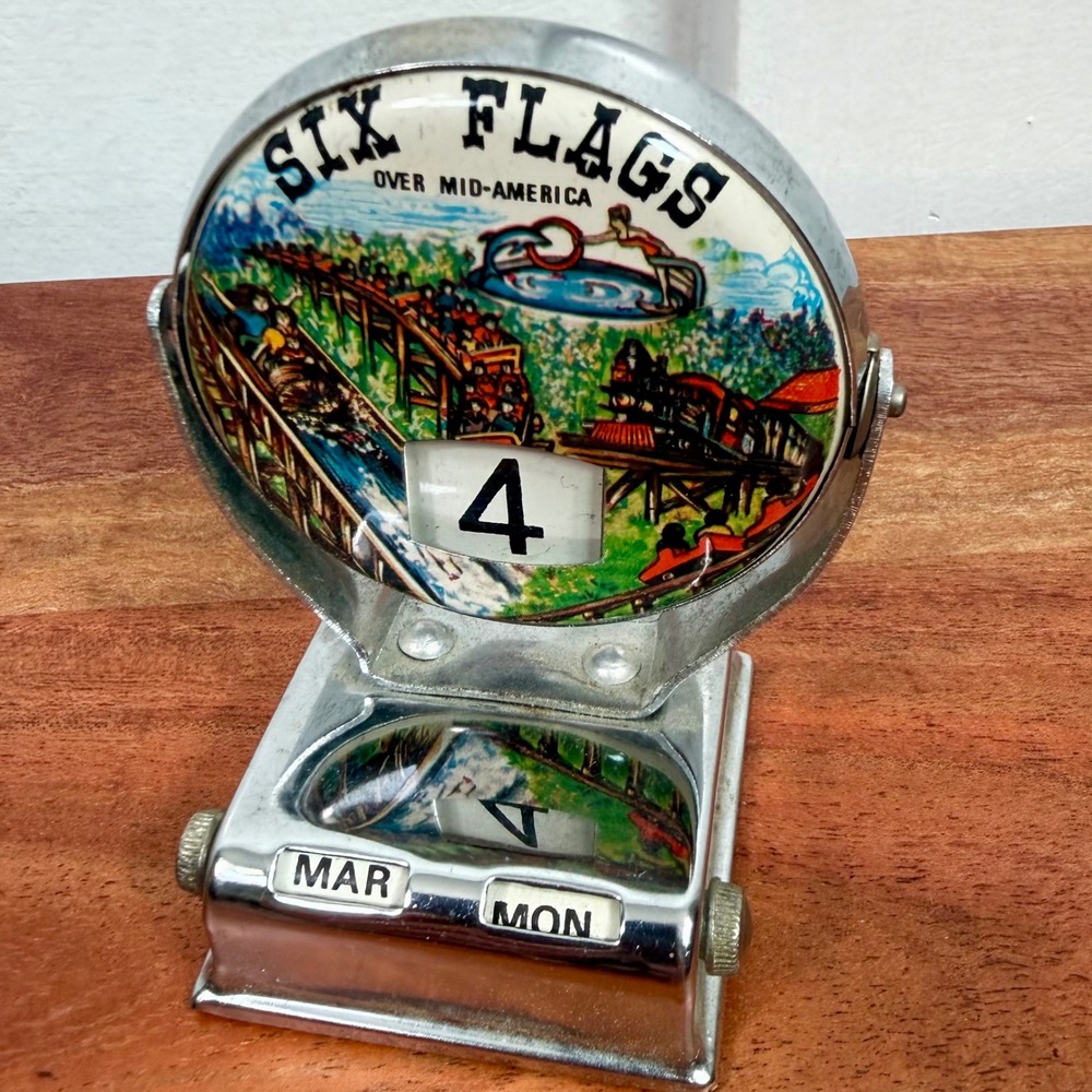 Six Flags VTG Souvenir Perpetual Desk Flip Calendar Over Mid-America / Chrome